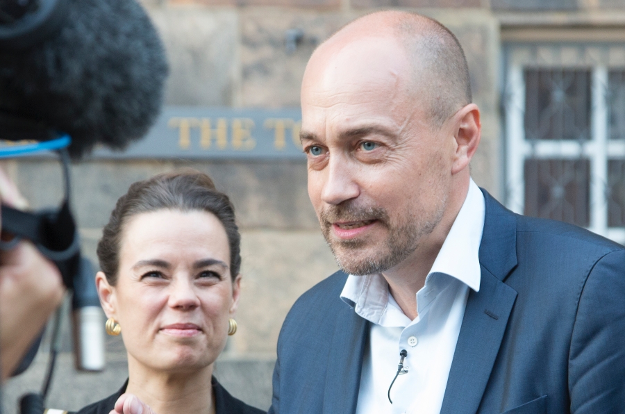 Sundhedsministeren får flere beføjelser til at modvirke forsyningsproblemer