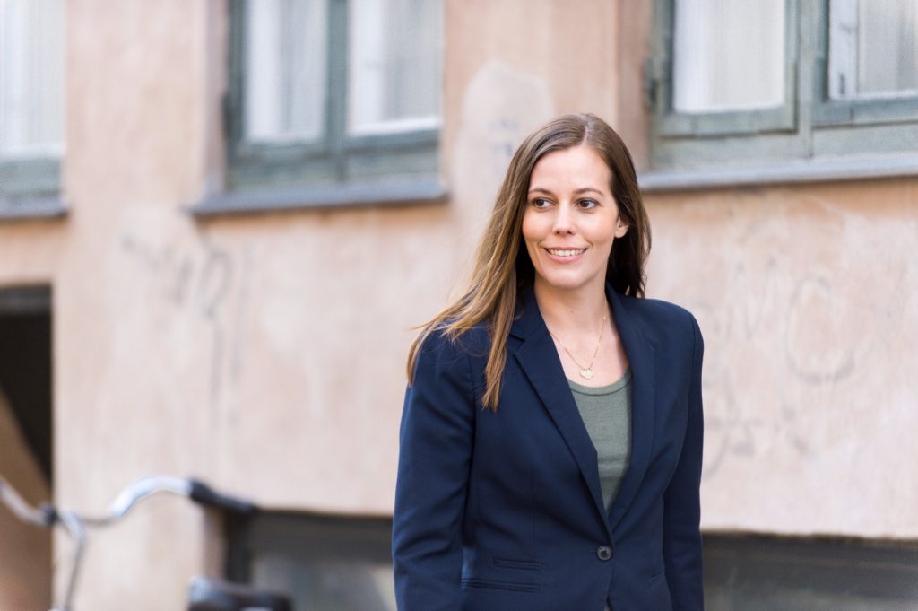 Socialminister: Prioriter samspillet med det frivillige danmark – og få flere med i fælles skaberne