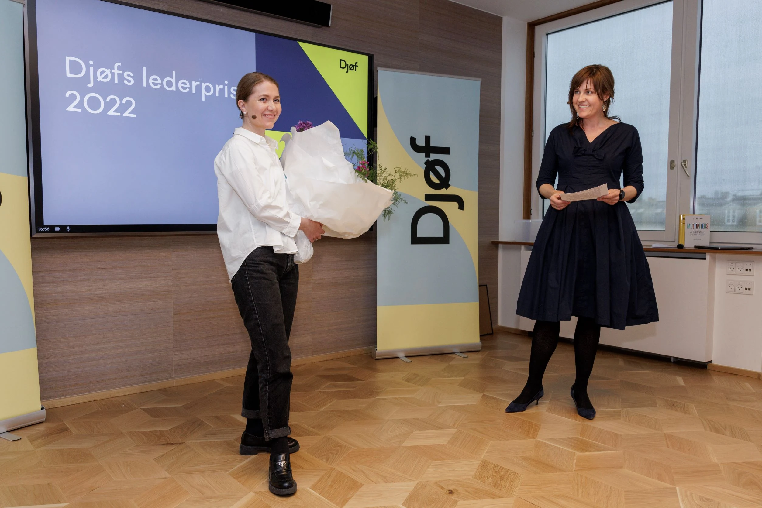 Djøfs Lederspris 2022 uddelt: Har potentiale til at stige helt til tops i dansk erhvervsliv