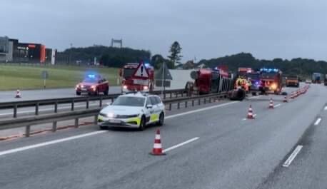 To uheld samme morgen skaber kaos på motorvej