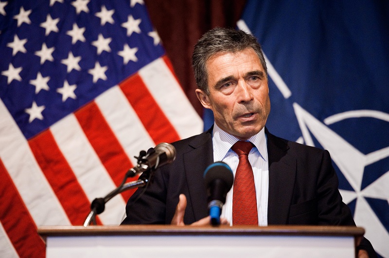 Anders Fogh vil placere stort internationalt topmøde i København