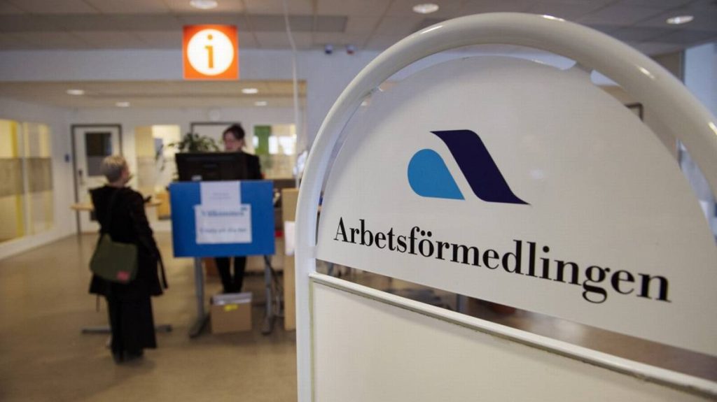 To ansatte er angrebet af mand med kniv på svensk jobcenter