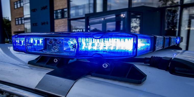 Biljagt med slukket lys i Aarhus midtby: Indbrudstyve grebet på fersk gerning
