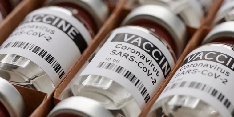 SSI-direktør jubler: Ingen bivirkninger ved covid-19-vacciner