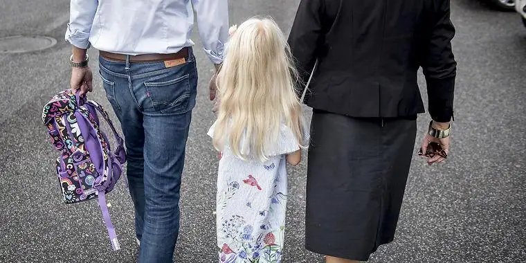 Udgangsforbud kan komme på tale i Danmark