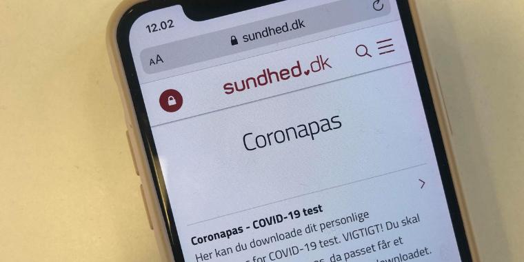 Indkalder til møde: Forhandler udfasning af coronapas