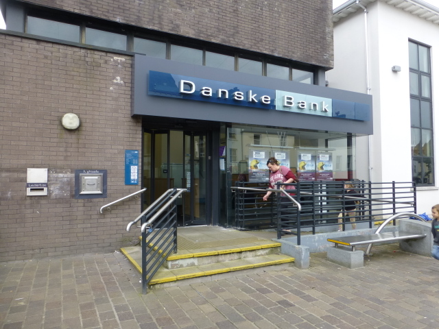FAKTA: Danske Bank blev advaret om hvidvask gang på gang