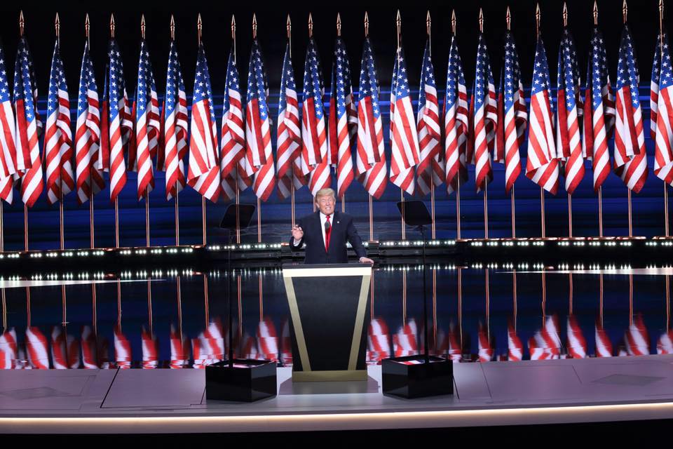 Kritisk bog skaber nye kriser for Trump: Allierede og relationer taler ud