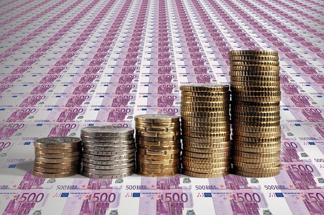 ECB sender 8500 milliarder kroner ud i markedet