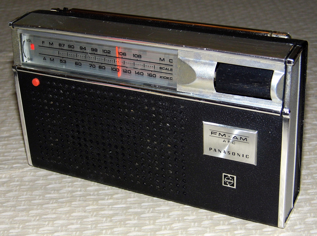 International radioekspert: Drop lukning af FM-radioen