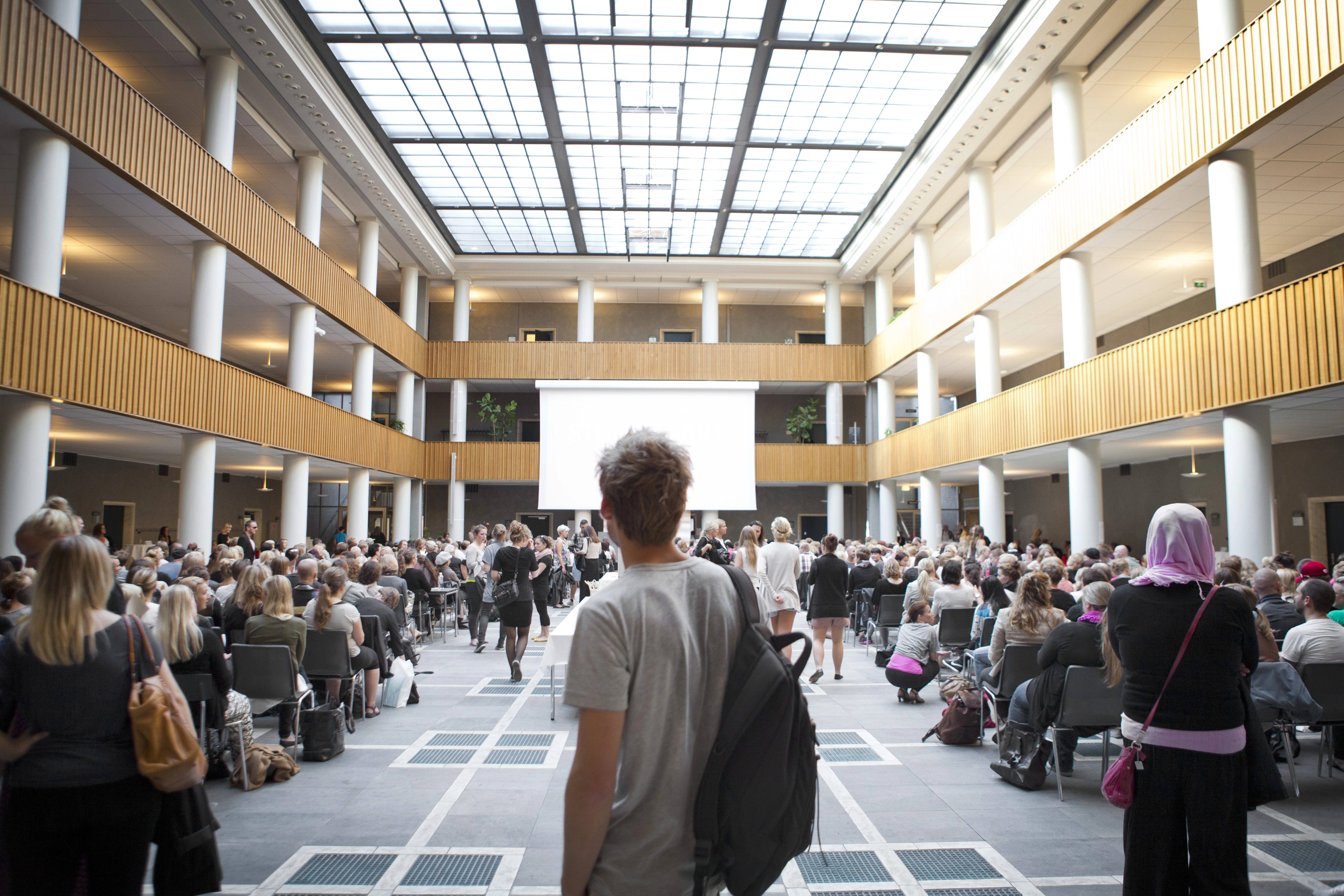 Universitet i stor corona-brøler: Samlede 200 studerende i lille lokale
