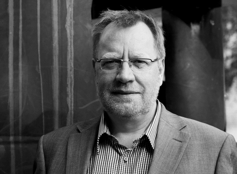 Svindelsagen: Tidligere direktør i Socialstyrelsen sender ansvar til ministeriet