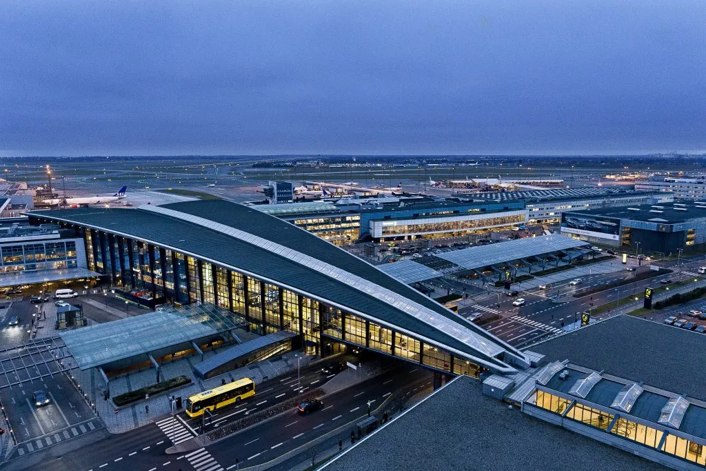 ATP køber australiere ud af Københavns Lufthavne