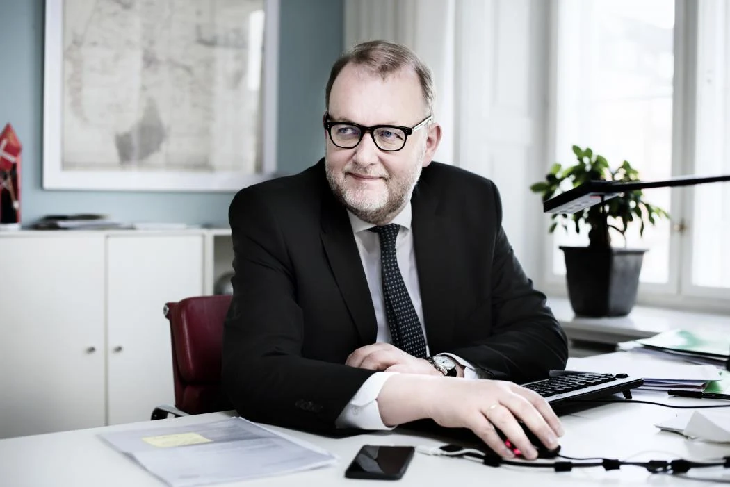 Regeringen dropper olie- og gasjagt efter lokal modstand