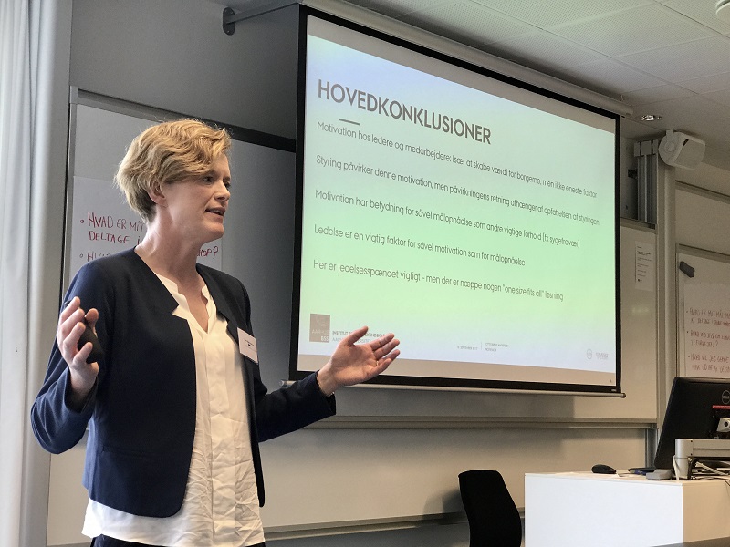 Lederes motivation under styringspres: “Jeg kan føle mig både skizofren og hyklerisk”