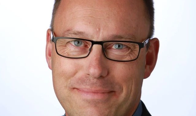 V-politiker skifter parti efter to måneders tilnærmelser fra LA