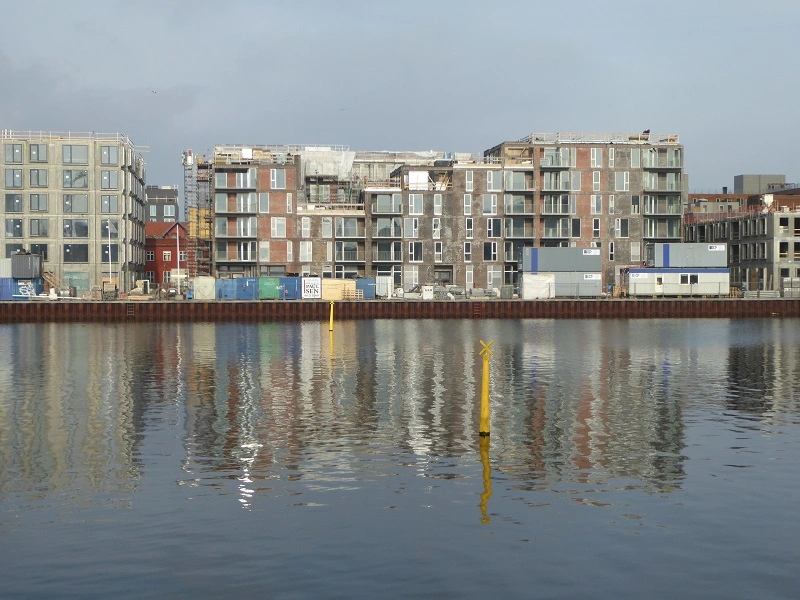 Toiletvand direkte i Københavns Havn : Håndværkere hældte beton i kloakken