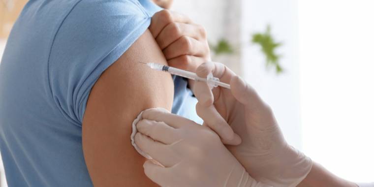 Vaccine på vej til Danmark: Nu er der nyt