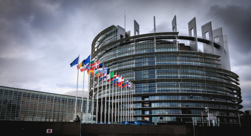 EU-Parlamentet gør klar til at sagsøge Kommissionen for manglende handling
