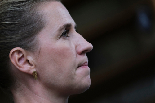 Mette Frederiksen forsvarer kritiserede regler: Vi står et bedre sted