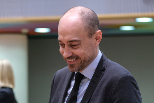 Sundhedsministeriet indkalder til pressemøde i dag