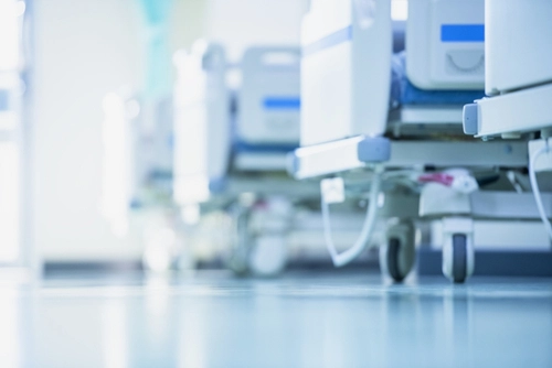 Patientrettigheder til hurtig udredning og behandling bliver genindført