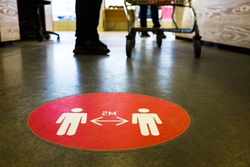 Regeringen melder ud: Plan for udfasning af restriktioner