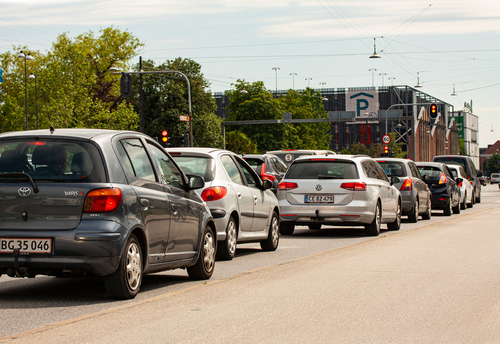 Udsigt til tæt trafik i Pinsen