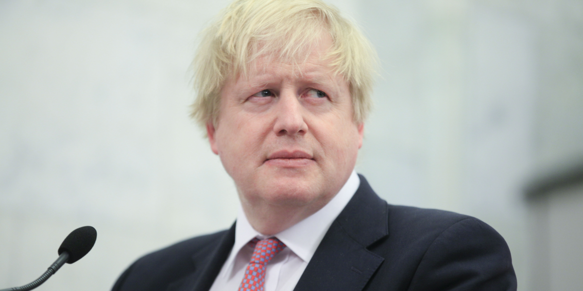 Boris Johnsons egne satte ham i fare med mistillidsafstemning: Sådan endte det