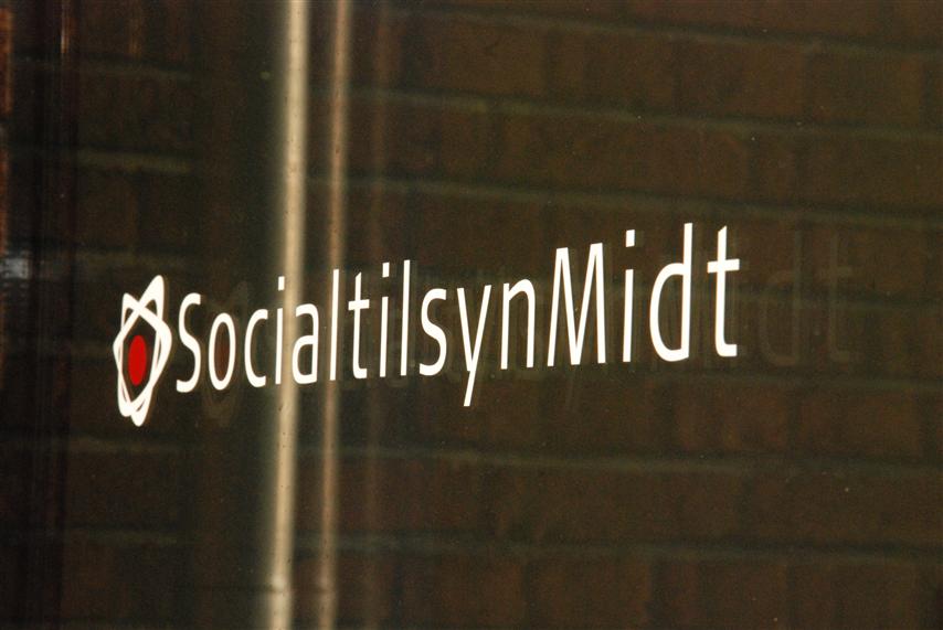 Socialtilsyn vil lukke botilbud: Beboer sad indespærret i kælder