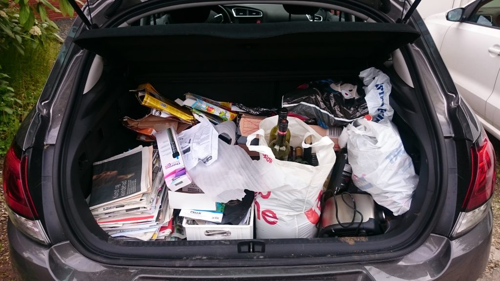 Genbrugsbutikker mærker pres fra private og kommunale konkurrenter