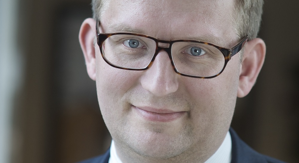Regering tjekker førtidspension efter kommunal kritik