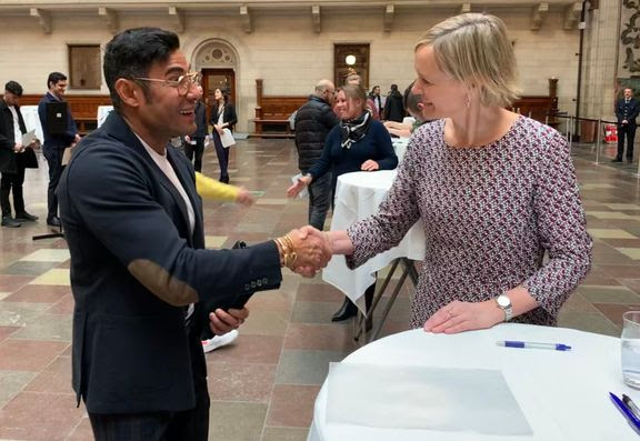 500 nye statsborgere trykkede hånd i København