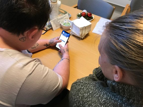 Messenger-lignende app hjælper udfordrede unge til job og uddannelse