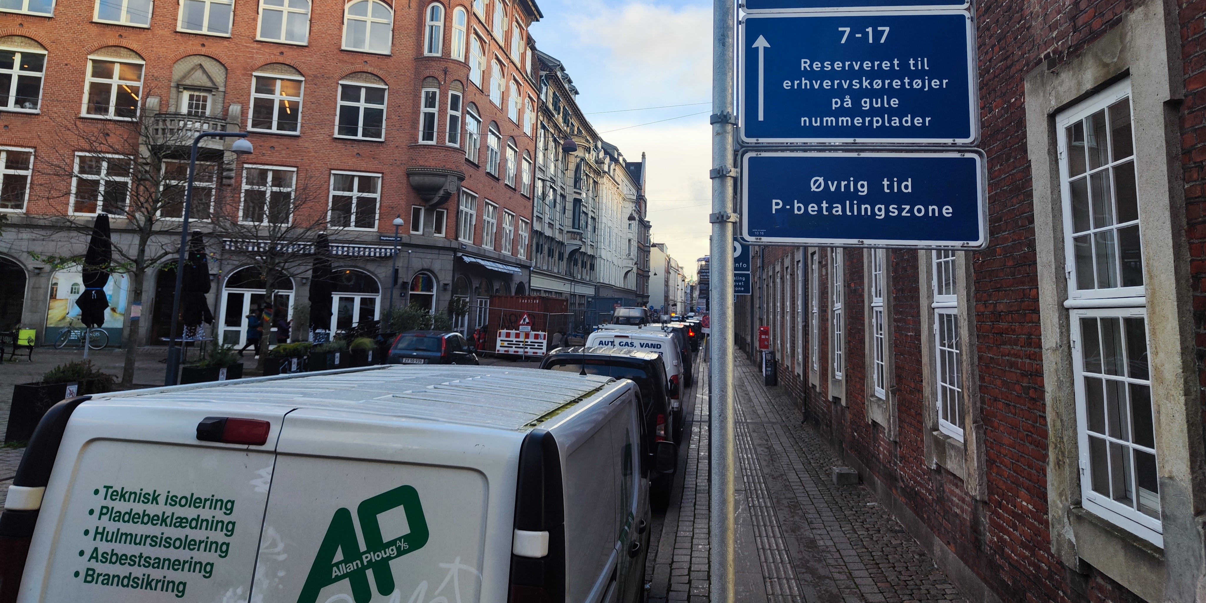 Københavns Kommune reserverer 40 parkeringspladser – men de er ikke til elbiler