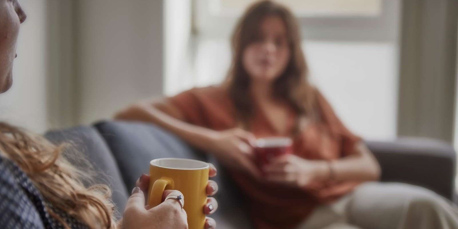 Beredskabsmelding vækker angst: Her er Psykiatrifondens råd til at tøjle tankerne