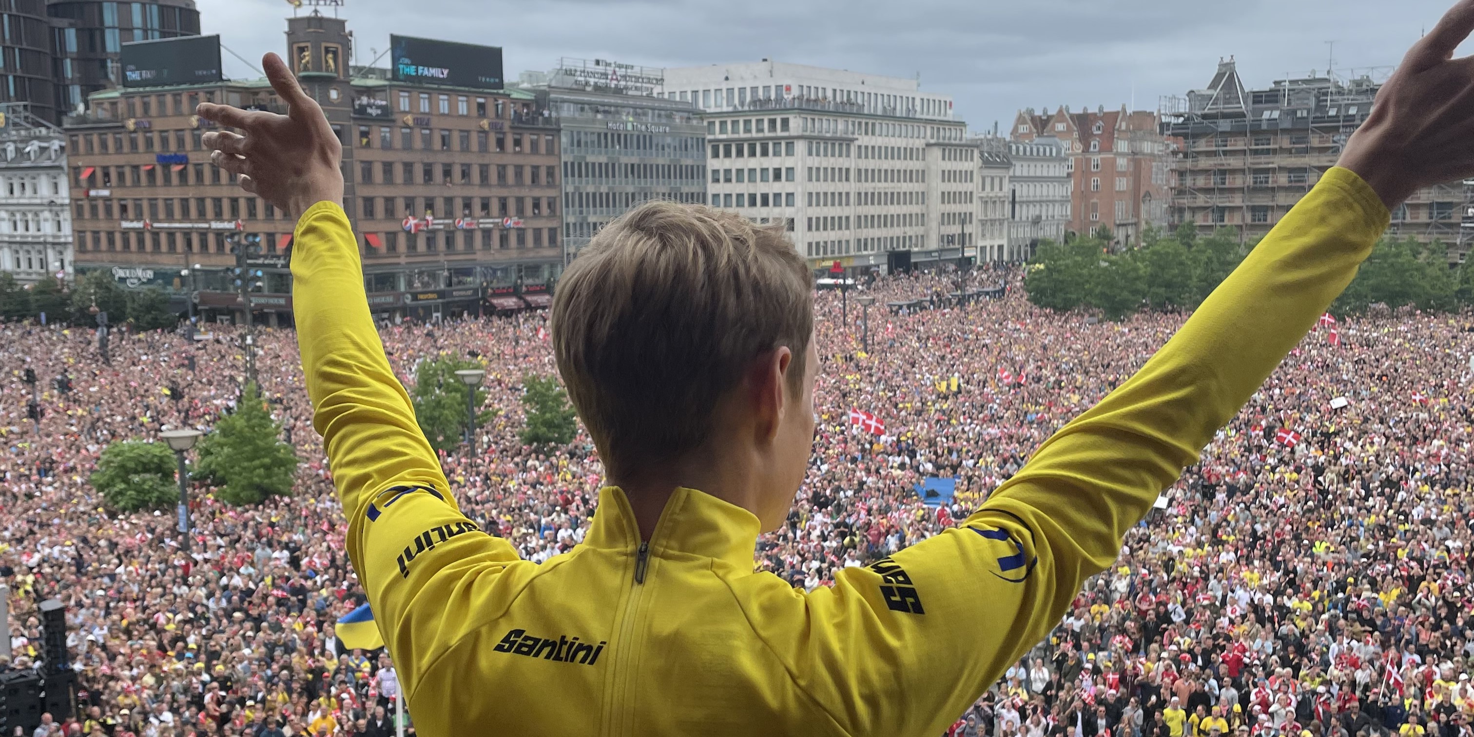 Vær med til at hylde Vingegaard onsdag: Kører i åben vogn til folkefest på Rådhuspladsen