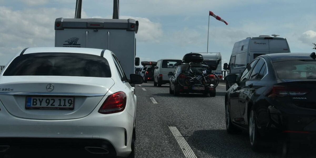 Motorvej spærret, op til en times ekstra rejsetid