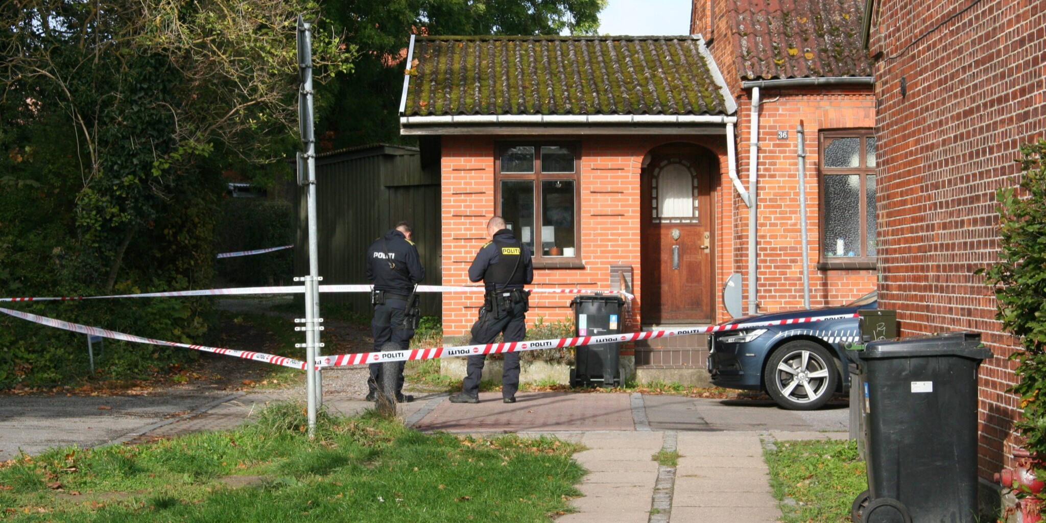 Nu fortæller politiet, hvorfor der er afspærret