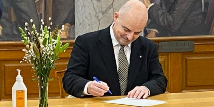 Blev valgt for Moderaterne – nu stopper han i Folketinget
