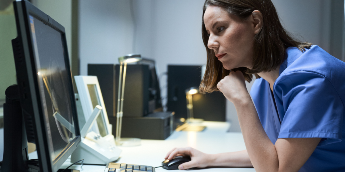 Sådan tjekker du, om nogen har snaget i din journal