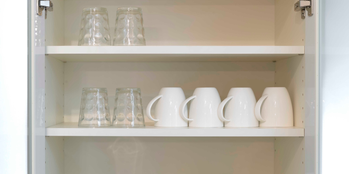 Sådan skal du stille glassene i skabet ifølge ekspert