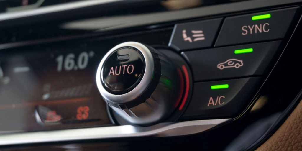 Mange bilister ved det ikke: Derfor skal recirkulationknappen til airconditionen ikke altid være tændt