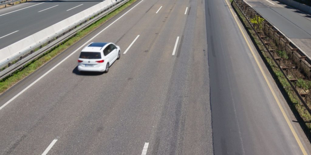 Ny hastighedsbegrænsning træder i kraft på den tyske Autobahn: Her er strækningerne, der er ramt