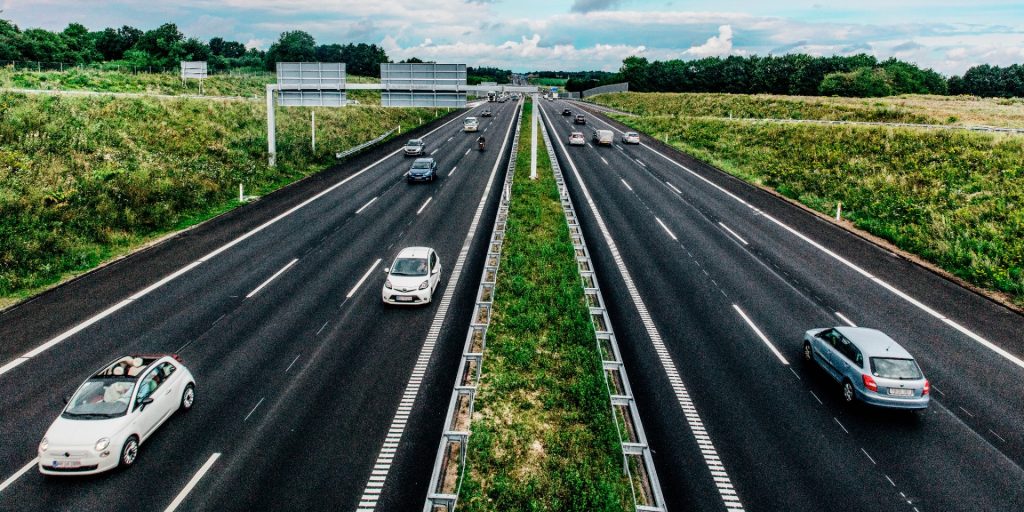 Undersøgelse viser: Dette irriterer hver anden danske bilist i trafikken