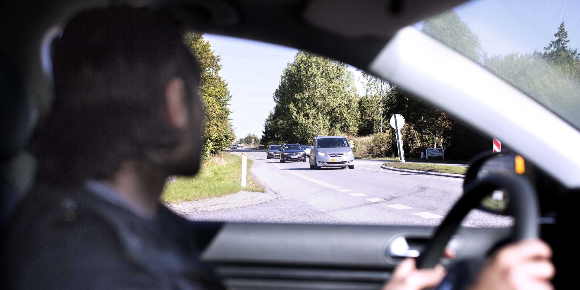 Kæmpe nyhed: Få hurtige advarsler om ”uheld forude”, mens du sidder bag rattet