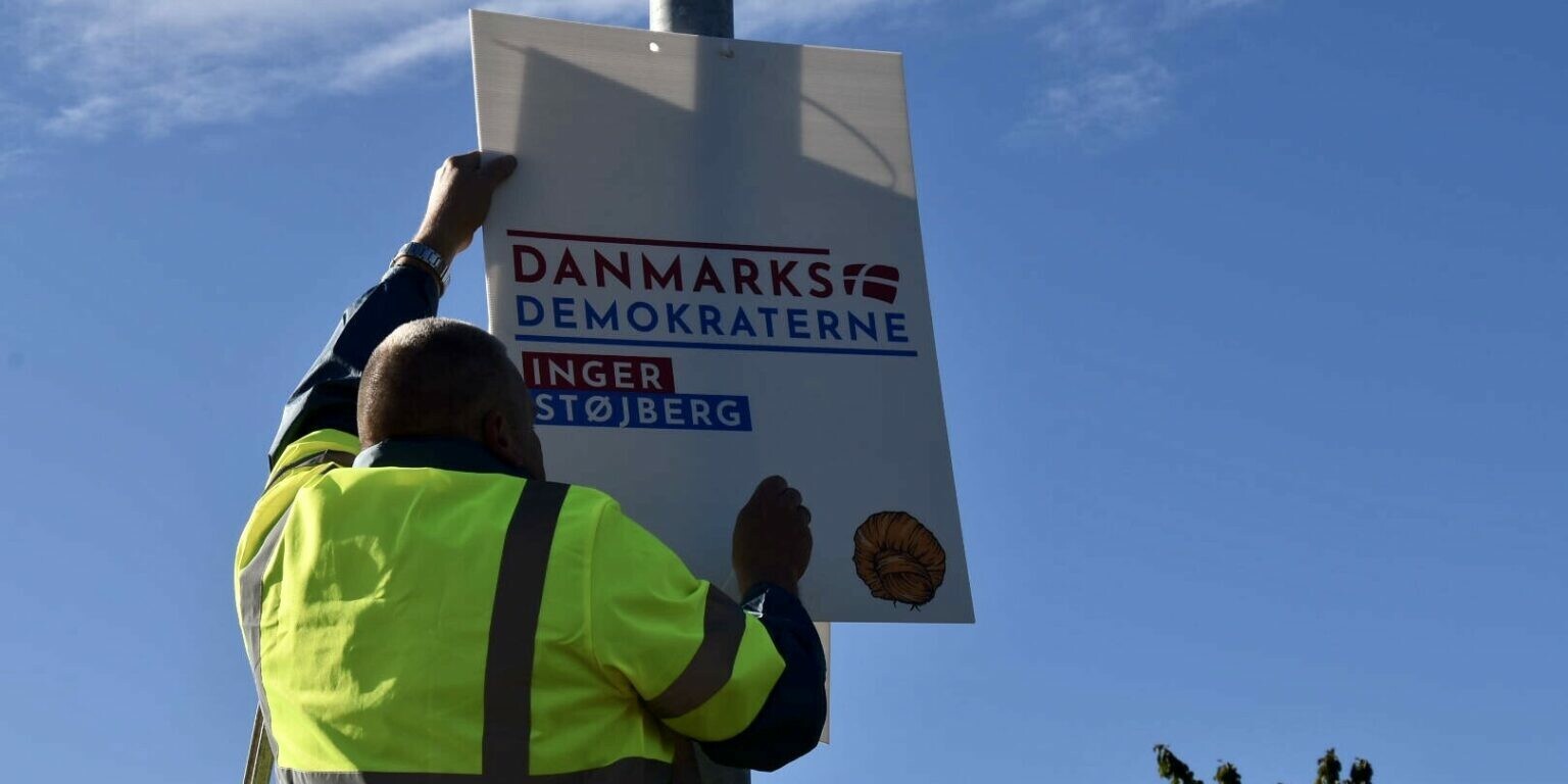 Politikers søn ramt af bil og fløjet på hospitalet
