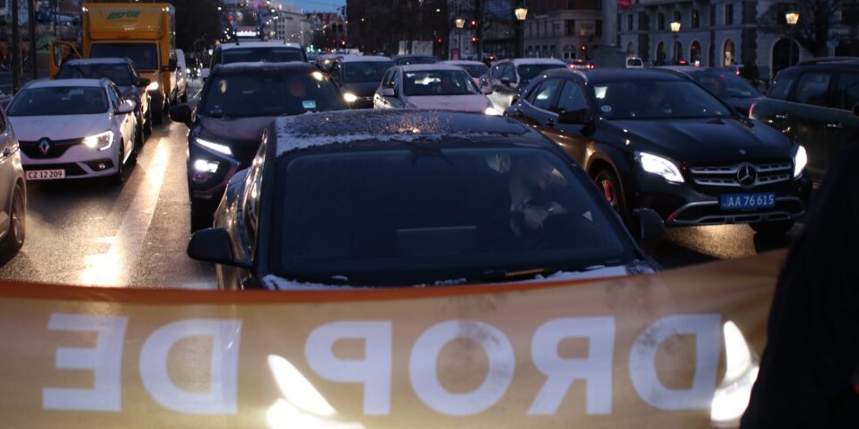 Ikke kun vejret: Aktivister skaber trafikkaos mandag morgen