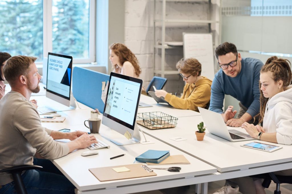 Kontorudstyr til hjem og arbejde