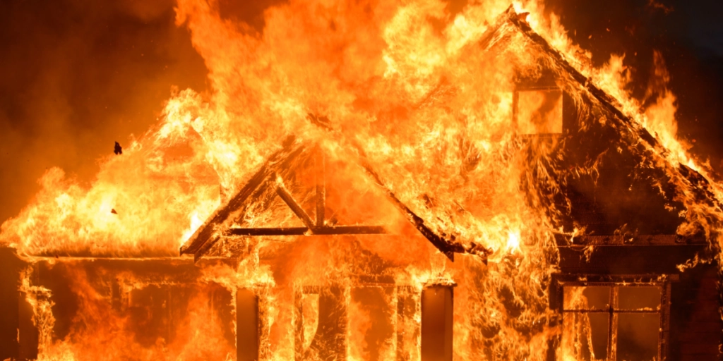 Forskningen viser: Så kort tid har du til at komme ud, hvis der udbryder brand i hjemmet